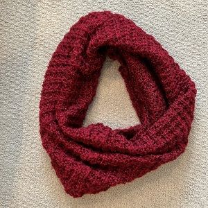 Steve Madden red sparkle infinity scarf